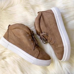 MIA Tillie Faux Fur Detail Platform Sneakers